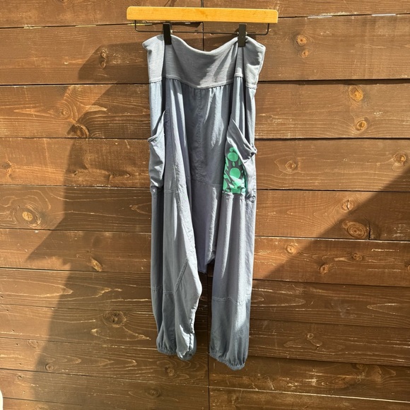 Free People Movement Give Your All Harem Logo Pants Size Small - Picture 2 of 5